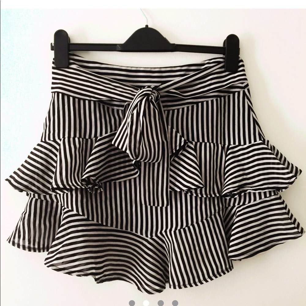 Topshop Ruffle Skirt